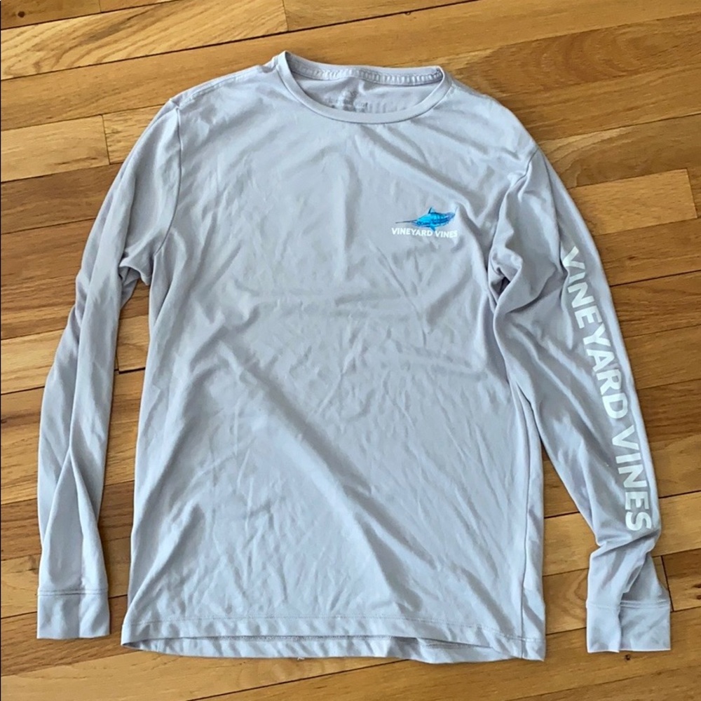 Vineyard Vines Men’s performance long sleeve tee